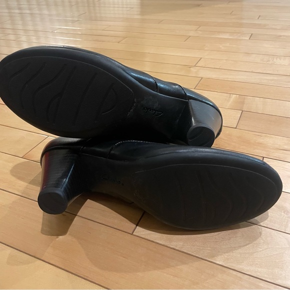 Clarks Bendables boots - Picture 3 of 8